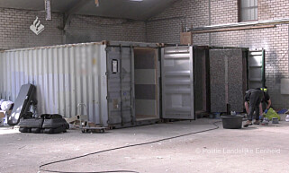 CONTAINERE: Disse ble containerne ble raidet av nederlandsk politi i forrige måned. En av dem skjulte det politiet mener er et torturkammer. Foto: Reuters CONTAINERE: Disse ble containerne ble raidet av nederlandsk politi i forrige måned. En av dem skjulte det politiet mener er et torturkammer. Foto: Reuters