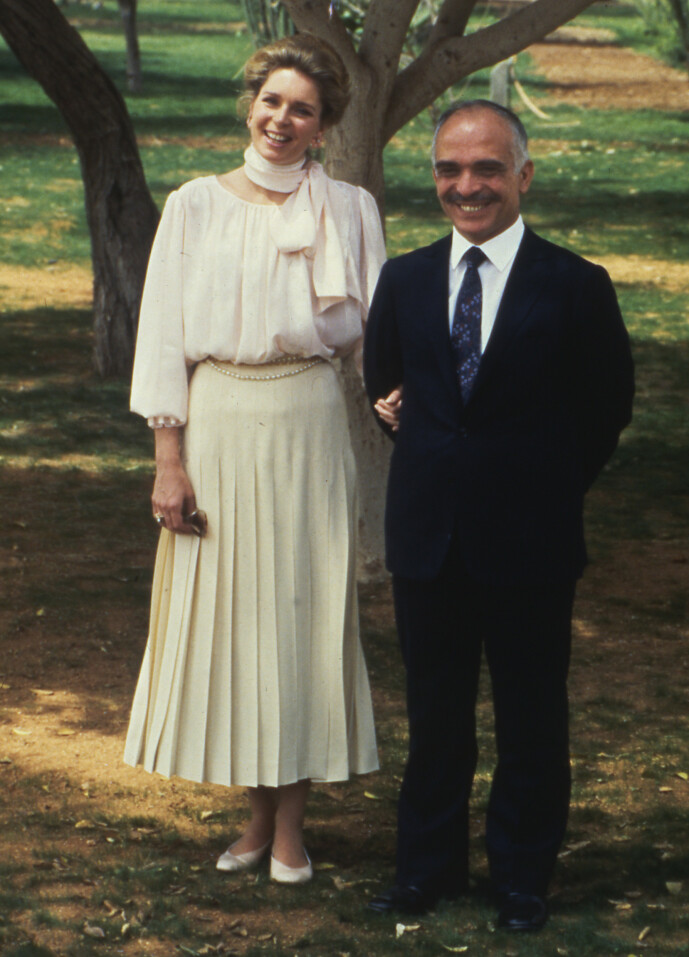 <strong>ENKE:</strong> Dronning Noor opplevde å miste sin kjære ektemann, kong Hussein av Jordan, i 1999. Her er de to avbildet i 1984. Foto: NTB Scanpix <strong>ENKE:</strong> Dronning Noor opplevde å miste sin kjære ektemann, kong Hussein av Jordan, i 1999. Her er de to avbildet i 1984. Foto: NTB Scanpix
