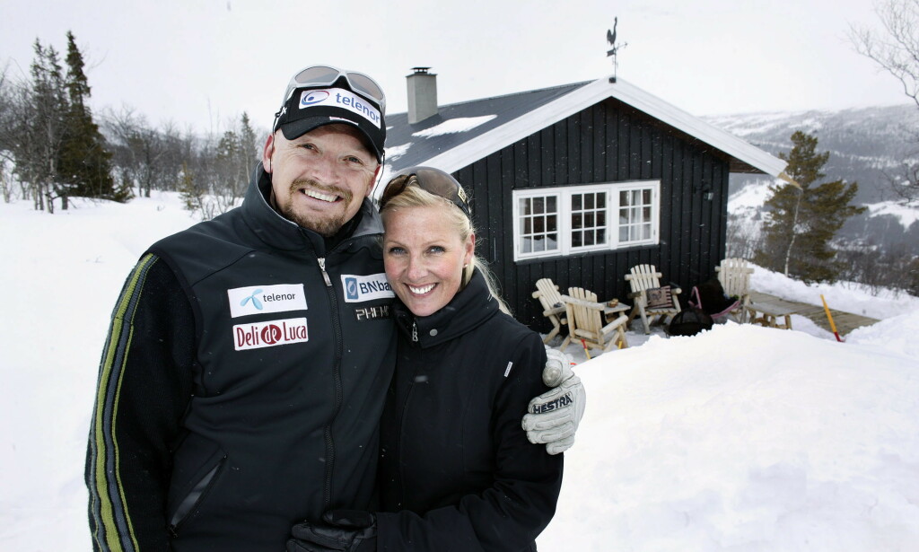 JOBBET SAMMEN: Finken og kona jobbet sammen de siste åra. Her er de fotografert på hytta i Uvdal i 2006. Foto: Henning Lillegård / Dagbladet JOBBET SAMMEN: Finken og kona jobbet sammen de siste åra. Her er de fotografert på hytta i Uvdal i 2006. Foto: Henning Lillegård / Dagbladet