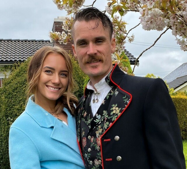 MØTTES UTE: Paret møttes for første gang i Stavanger i 2014. Nå er de godt gift. Foto: Privat MØTTES UTE: Paret møttes for første gang i Stavanger i 2014. Nå er de godt gift. Foto: Privat
