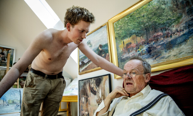 DRAMA: Skuespillerkollegene Per Christian Ellefsen og Öde Spildo Nerdrum midt i en intens scene. Foto: Nina Hansen DRAMA: Skuespillerkollegene Per Christian Ellefsen og Öde Spildo Nerdrum midt i en intens scene. Foto: Nina Hansen