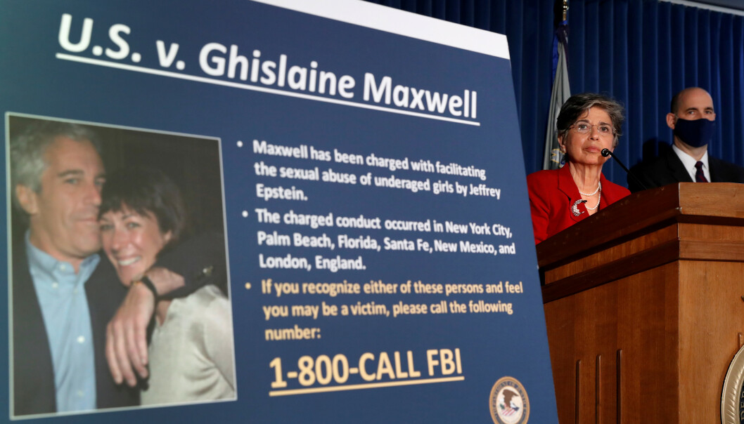 SIKTET: Statsadvokat Audrey Strauss avbildet under en pressekonferanse om siktelsene mot Ghislaine Maxwell. Foto Lucas Jackson / Reuters / NTB Scanpix SIKTET: Statsadvokat Audrey Strauss avbildet under en pressekonferanse om siktelsene mot Ghislaine Maxwell. Foto Lucas Jackson / Reuters / NTB Scanpix