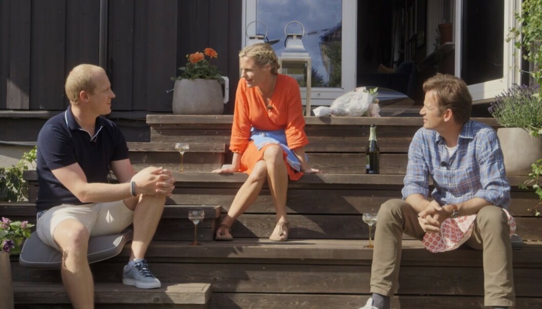 FOR MORO SKYLD: Erik Follestad brøt seg inn i en hytte sammen med kompisen Jon Almaas. Det forteller de i denne ukas episode av «En kveld hos Kloppen». Foto: Skjermdump TV 2 FOR MORO SKYLD: Erik Follestad brøt seg inn i en hytte sammen med kompisen Jon Almaas. Det forteller de i denne ukas episode av «En kveld hos Kloppen». Foto: Skjermdump TV 2