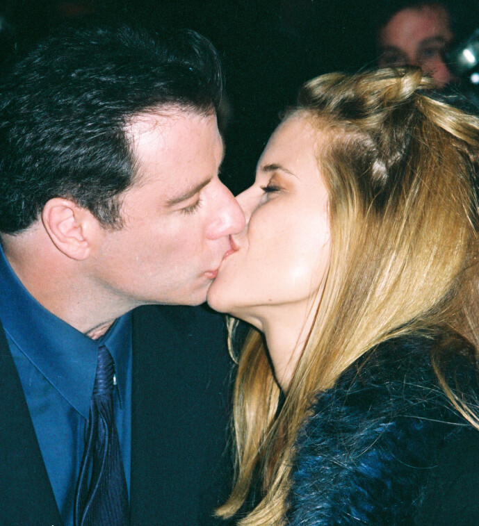 GIFT OG BARN: John Travolta og Kelly Preston har vært gift siden 1991. Sammen har de datteren Ella Travolta (20), Benjamin (9) og deres sønn Jett, som døde i 2009 av et anfall på familieferie. FOTO: NTB Scanpix GIFT OG BARN: John Travolta og Kelly Preston har vært gift siden 1991. Sammen har de datteren Ella Travolta (20), Benjamin (9) og deres sønn Jett, som døde i 2009 av et anfall på familieferie. FOTO: NTB Scanpix