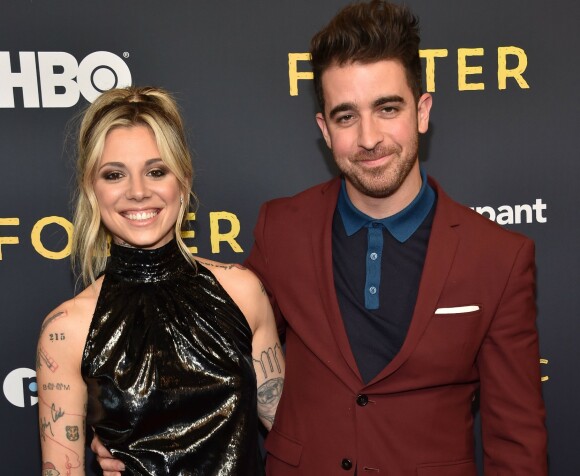 VENTER BARN: Christina Perri og ektemannen Paul Costabile venter sitt andre barn sammen. Foto: NTB Scanpix VENTER BARN: Christina Perri og ektemannen Paul Costabile venter sitt andre barn sammen. Foto: NTB Scanpix