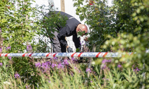 SØK: Mandag var politiets krimteknikere på plass ved huset. Foto: Geir Olsen / NTB scanpix SØK: Mandag var politiets krimteknikere på plass ved huset. Foto: Geir Olsen / NTB scanpix