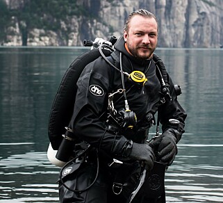 MARINBIOLOG: Fredrik Myhre er grunnlegger av Hjelp Havets Haier. Foto: Monica Larsen MARINBIOLOG: Fredrik Myhre er grunnlegger av Hjelp Havets Haier. Foto: Monica Larsen