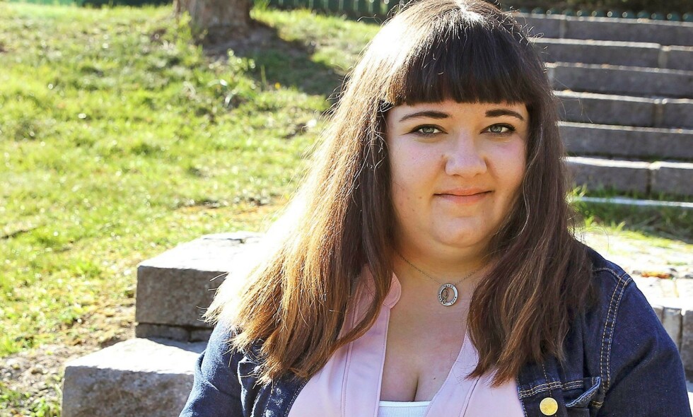 TOK SJANSER: - Jeg meldte meg på flere datingtjenester på nett, traff jenter, tok dumme sjanser og ble med folk som jeg ikke kjente, forteller Louise Tidestad Vahlne om den tøffe tiden. Foto: CORNELIA NORDSTRÖM TOK SJANSER: - Jeg meldte meg på flere datingtjenester på nett, traff jenter, tok dumme sjanser og ble med folk som jeg ikke kjente, forteller Louise Tidestad Vahlne om den tøffe tiden. Foto: CORNELIA NORDSTRÖM