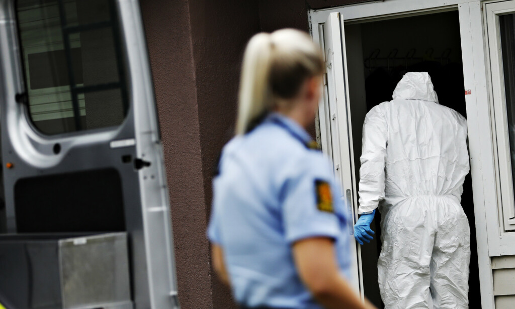 TRE ÅSTEDER: Politiet undersøkte onsdag en av boligene den 31 år gamle mannen gikk til angrep mot. Foto: Christian Roth Christensen / Dagbladet TRE ÅSTEDER: Politiet undersøkte onsdag en av boligene den 31 år gamle mannen gikk til angrep mot. Foto: Christian Roth Christensen / Dagbladet