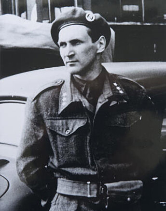 <strong>KRIGSHELT:</strong> Under andre verdenskrig var han leder for «Oslo-gjengen». Her er Sønsteby avbildet under frigjøringsdagen 8. mai 1945. Foto: PRIVAT / Dagbladet <strong>KRIGSHELT:</strong> Under andre verdenskrig var han leder for «Oslo-gjengen». Her er Sønsteby avbildet under frigjøringsdagen 8. mai 1945. Foto: PRIVAT / Dagbladet