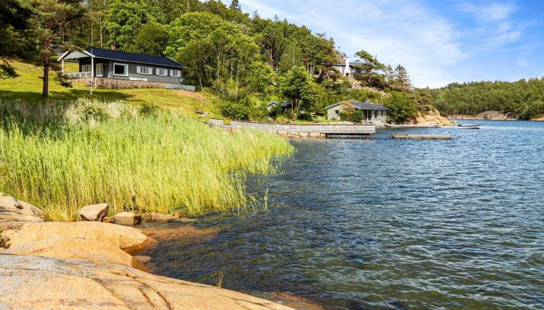 <strong>OPPRINNELIG SMÅBRUK:</strong> Da Sønsteby kjøpte eiendommen i 1957 var det opprinnelig et småbruk. Foto: Kevin Fauske / Privatmegleren Tjuvholmen <strong>OPPRINNELIG SMÅBRUK:</strong> Da Sønsteby kjøpte eiendommen i 1957 var det opprinnelig et småbruk. Foto: Kevin Fauske / Privatmegleren Tjuvholmen