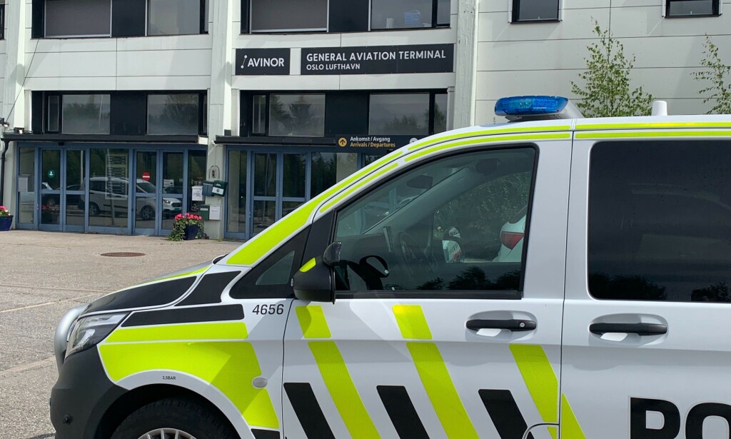 STORE STYRKER: Politiet rykket ut til Gardermoen med store styrker etter meldingen om bombetrusselen fredag. Foto: Nicolai Eriksen, Dagbladet STORE STYRKER: Politiet rykket ut til Gardermoen med store styrker etter meldingen om bombetrusselen fredag. Foto: Nicolai Eriksen, Dagbladet