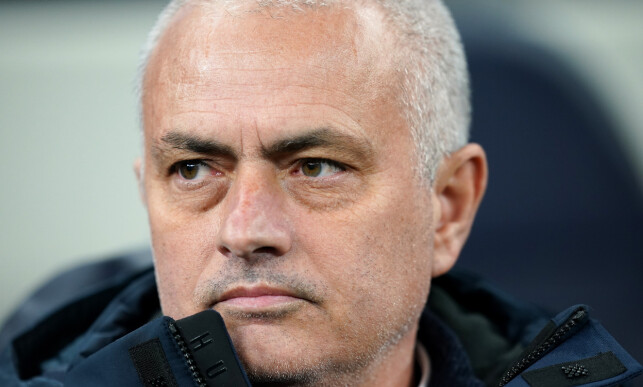 STORKAMP: José Mourinho og Tottenham møter Leicester søndag. Foto: NTB scanpix STORKAMP: José Mourinho og Tottenham møter Leicester søndag. Foto: NTB scanpix