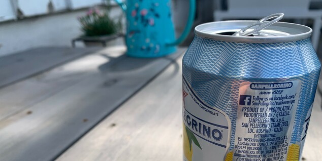 - Ikke drikk rett fra boksen - Ikke drikk rett fra boksen
