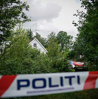 AVSPERRET: Åtte dager etter drapet på Christian Halvorsen (43) i Askim, jobbet krimteknikere fremdeles med undersøkelser på åstedet i Tømmeråsveien. Foto: Øistein Norum Monsen/Dagbladet AVSPERRET: Åtte dager etter drapet på Christian Halvorsen (43) i Askim, jobbet krimteknikere fremdeles med undersøkelser på åstedet i Tømmeråsveien. Foto: Øistein Norum Monsen/Dagbladet