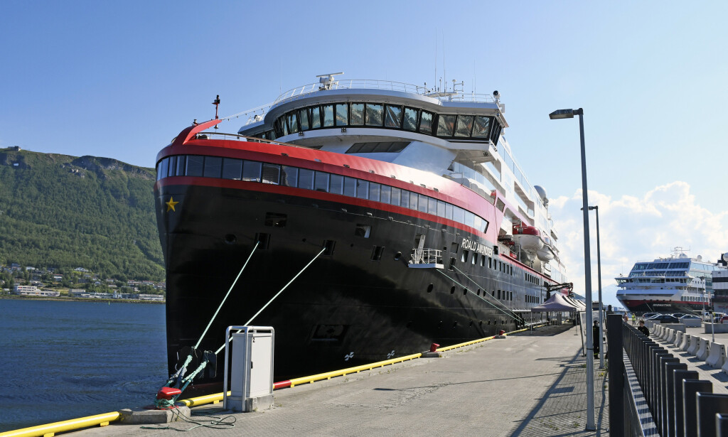 SMITTE: Fire ansatte på Hurtigruten har fått påvist coronacviruset. Foto: Rune Stoltz Bertinussen / NTB scanpix SMITTE: Fire ansatte på Hurtigruten har fått påvist coronacviruset. Foto: Rune Stoltz Bertinussen / NTB scanpix