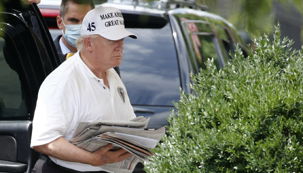 SPILTE GOLF: USAs president, Donald Trump, rakk en ny tur til golfbanen lørdag. Foto: AP Photo/Patrick Semansky SPILTE GOLF: USAs president, Donald Trump, rakk en ny tur til golfbanen lørdag. Foto: AP Photo/Patrick Semansky