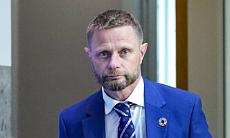 - Høie burde slått i bordet - Høie burde slått i bordet