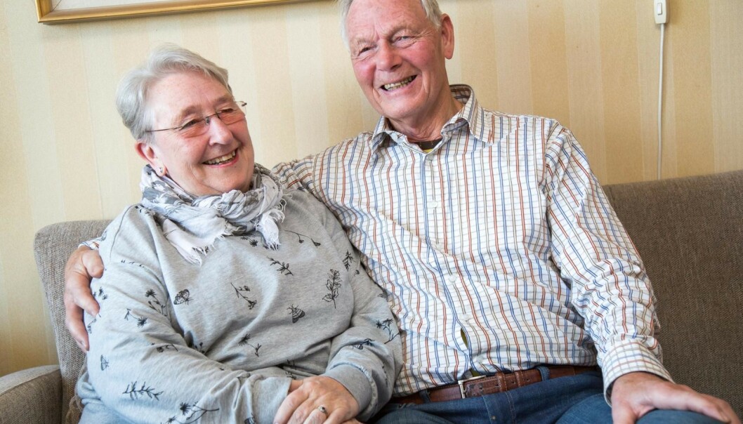 Støtte. Ragnhild og Bjørn har vært gift i over 20 år. Roar hadde et veldig godt forhold til stefaren sin, Bjørn. Foto: Siv-Elin Nærø Støtte. Ragnhild og Bjørn har vært gift i over 20 år. Roar hadde et veldig godt forhold til stefaren sin, Bjørn. Foto: Siv-Elin Nærø