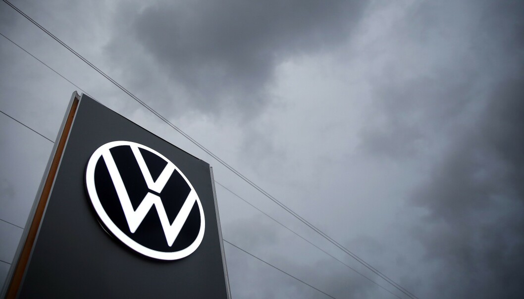 <strong>MØRKE SKYER:</strong> Det lå en periode svært mørke skyer over Wolfsburg - VWs hjemsted. Foto: Ronny Hartmann / AFP <strong>MØRKE SKYER:</strong> Det lå en periode svært mørke skyer over Wolfsburg - VWs hjemsted. Foto: Ronny Hartmann / AFP