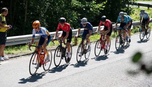<strong>HØYT TEMPO:</strong> Guttene satte i gang et skyhøyt tempo fra start. Det skapte ekstra trøbbel for jentene. Foto: Dag Otter Johansen <strong>HØYT TEMPO:</strong> Guttene satte i gang et skyhøyt tempo fra start. Det skapte ekstra trøbbel for jentene. Foto: Dag Otter Johansen