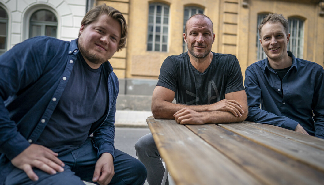 <strong>TEAMET BAK FILMEN:</strong> Aksel Lund Svindal er aktuell med kinofilmen Aksel, som har premiere i slutten av november. Filmen er regissert av kompisene hans Filip Christensen (t.v.) og Even Sigstad. FOTO: Heiko Junge / NTB scanpix <strong>TEAMET BAK FILMEN:</strong> Aksel Lund Svindal er aktuell med kinofilmen Aksel, som har premiere i slutten av november. Filmen er regissert av kompisene hans Filip Christensen (t.v.) og Even Sigstad. FOTO: Heiko Junge / NTB scanpix