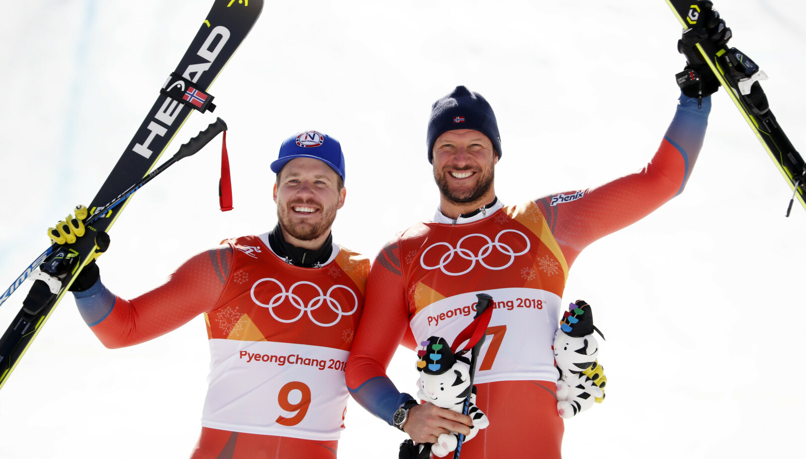 <strong>STORT ØYEBLIKK:</strong> Under OL i Pyeongchang ble det dobbelt norsk da Aksel Lund Svindal vant OL-gull i utfor menn og Kjetil Jansrud tok sølv. Dette er noe av det vi får se i dokumentarfilmen som kommer i november. Året etter, i 2019, la Aksel opp. FOTO: Cornelius Poppe / NTB scanpix <strong>STORT ØYEBLIKK:</strong> Under OL i Pyeongchang ble det dobbelt norsk da Aksel Lund Svindal vant OL-gull i utfor menn og Kjetil Jansrud tok sølv. Dette er noe av det vi får se i dokumentarfilmen som kommer i november. Året etter, i 2019, la Aksel opp. FOTO: Cornelius Poppe / NTB scanpix