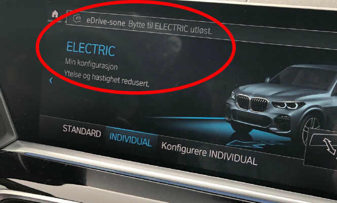 <strong>INN:</strong> Denne meldingen kommer opp på skjermen når du kjører inn i en sone. Illustrasjon: Marius Tegneby BMW <strong>INN:</strong> Denne meldingen kommer opp på skjermen når du kjører inn i en sone. Illustrasjon: Marius Tegneby BMW