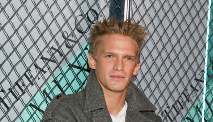<strong>SLUTT:</strong> Cody Simpson har tidligere hyllet Miley Cyrus for å holde ham jordnær. Etter bruddet skal de ha beholdt vennskapet. Foto: NTB Scanpix <strong>SLUTT:</strong> Cody Simpson har tidligere hyllet Miley Cyrus for å holde ham jordnær. Etter bruddet skal de ha beholdt vennskapet. Foto: NTB Scanpix