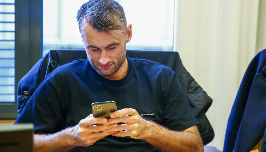 <strong>I RETTEN:</strong> Petter Northug i rettssaken der Aylar Lie krever 100.000 kroner av ham. Mandag møtes de i Oslo tingrett. Bakgrunnen for søksmålet er Northugs selvbiografi «Min historie – Northug» som inneholdt sensitive opplysninger fra Lies privatliv.
Foto: Terje Pedersen / NTB scanpix <strong>I RETTEN:</strong> Petter Northug i rettssaken der Aylar Lie krever 100.000 kroner av ham. Mandag møtes de i Oslo tingrett. Bakgrunnen for søksmålet er Northugs selvbiografi «Min historie – Northug» som inneholdt sensitive opplysninger fra Lies privatliv.
Foto: Terje Pedersen / NTB scanpix