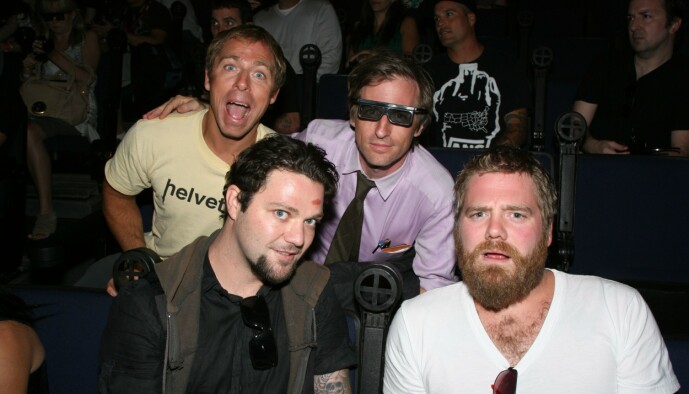 <strong>DØD:</strong> Ryan Dunn døde i en bilulykke i 2011. Her er han avbildet med Dave England, Spike Jonze og Bam Margera i 2010. Foto: NTB Scanpix <strong>DØD:</strong> Ryan Dunn døde i en bilulykke i 2011. Her er han avbildet med Dave England, Spike Jonze og Bam Margera i 2010. Foto: NTB Scanpix
