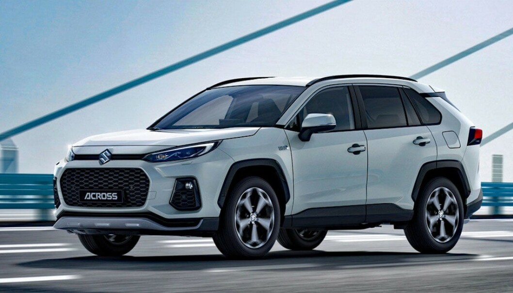 <strong>RAV 4-KOPI:</strong> Suzuki Across bygger på Toyota Rav 4. Ikke vanskelig å se. Foto: Suzuki <strong>RAV 4-KOPI:</strong> Suzuki Across bygger på Toyota Rav 4. Ikke vanskelig å se. Foto: Suzuki