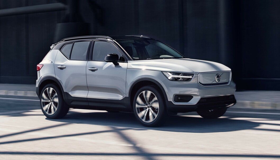 <strong>VENTET LENGE:</strong> Kundene har ventet lenge på Volvos første elbil. I oktober kommer de første bilene. Foto: Volvo <strong>VENTET LENGE:</strong> Kundene har ventet lenge på Volvos første elbil. I oktober kommer de første bilene. Foto: Volvo