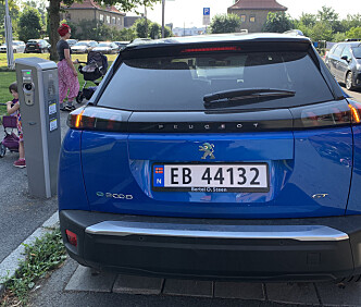 <strong>FAMILIEBIL:</strong> Peugeot e-2008 fungerer fint både til det daglige og til de lengre kjøreturene. Foto: Øystein B. Fossum <strong>FAMILIEBIL:</strong> Peugeot e-2008 fungerer fint både til det daglige og til de lengre kjøreturene. Foto: Øystein B. Fossum
