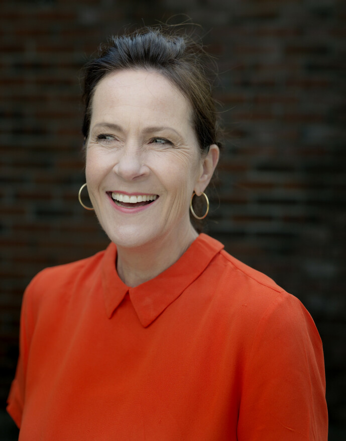 <strong>HEMMELIGHETSFULL:</strong> Vigdis Hjorth er på flørter'n, men vil ikke si mer om saken. FOTO: Cappelen Damm <strong>HEMMELIGHETSFULL:</strong> Vigdis Hjorth er på flørter'n, men vil ikke si mer om saken. FOTO: Cappelen Damm