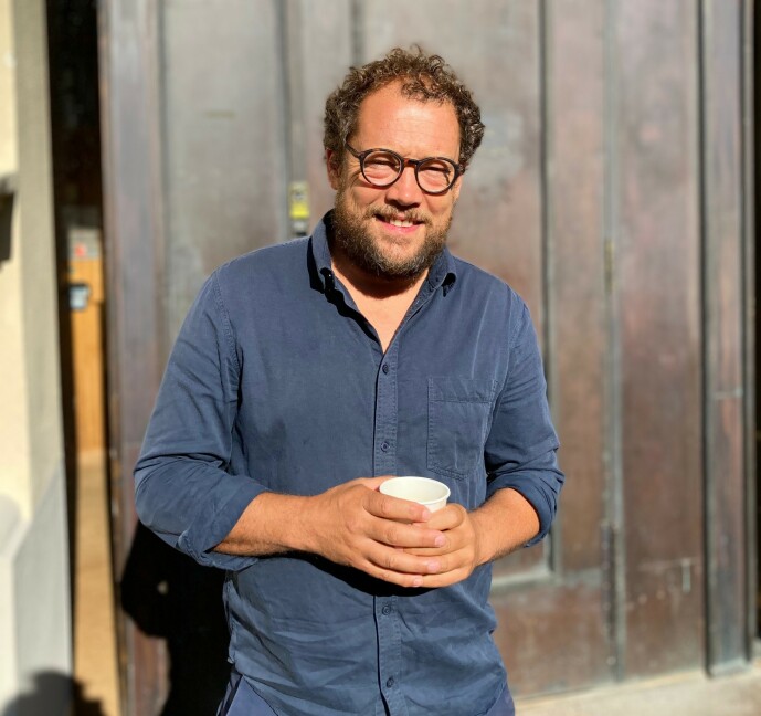 <strong>TETT PÅ:</strong> Vi møtte journalist og sakprosaforfatter Joachim Førsund i forbindelse med presselanseringen av Gyldendals høstlister i Oslo i august. FOTO: Andrea Steen Holst <strong>TETT PÅ:</strong> Vi møtte journalist og sakprosaforfatter Joachim Førsund i forbindelse med presselanseringen av Gyldendals høstlister i Oslo i august. FOTO: Andrea Steen Holst