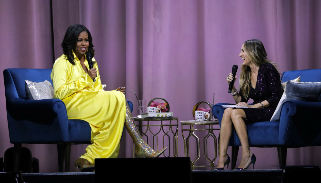 <strong>GLITTER:</strong> Michelle Obamas Balenciaga-støvletter til 34 000 kroner stjal showet. Foto: NTB scanpix <strong>GLITTER:</strong> Michelle Obamas Balenciaga-støvletter til 34 000 kroner stjal showet. Foto: NTB scanpix