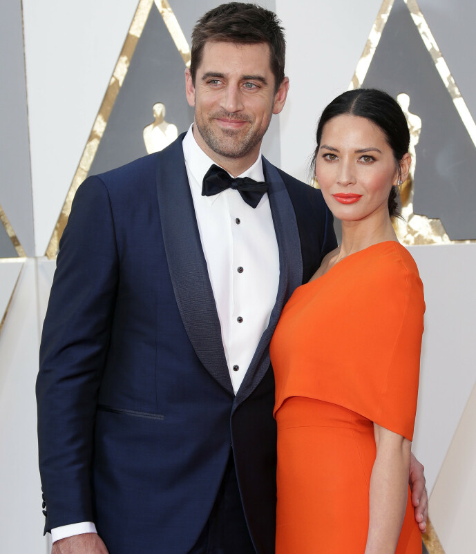 <strong>PROFILERT FORHOLD:</strong> Aaron Rodgers og Olivia Munn var sammen i tre år, men gjorde det slutt i 2017. Det er uvisst om han er eksen hun nå har slaktet. Foto: NTB scanpix <strong>PROFILERT FORHOLD:</strong> Aaron Rodgers og Olivia Munn var sammen i tre år, men gjorde det slutt i 2017. Det er uvisst om han er eksen hun nå har slaktet. Foto: NTB scanpix