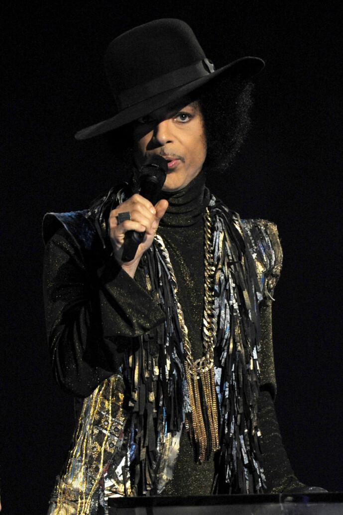 <strong>IKON:</strong> Artistlegenden Prince er å anse som en av de aller største gjennom tidene. Han rakk bare å bli 57 år gammel, og døde som følge av en fentanyl-overdose. Foto: NTB Scanpix <strong>IKON:</strong> Artistlegenden Prince er å anse som en av de aller største gjennom tidene. Han rakk bare å bli 57 år gammel, og døde som følge av en fentanyl-overdose. Foto: NTB Scanpix