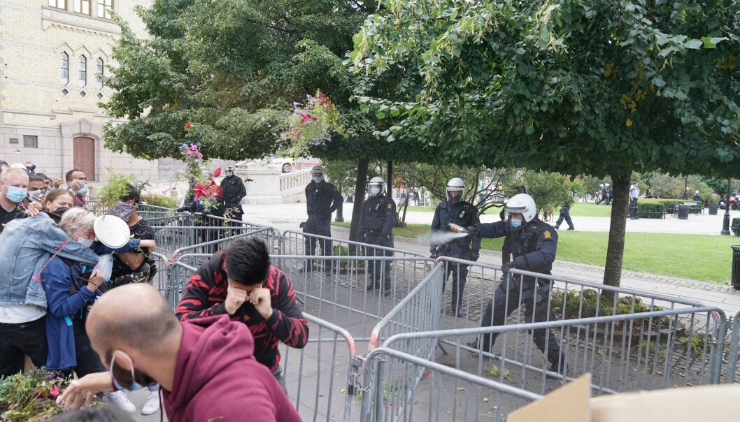<strong>TÅREGASS:</strong> Politiet har brukt tåregass ved minst to anledninger. Foto: Øistien Norum Monsen / Dagbladet <strong>TÅREGASS:</strong> Politiet har brukt tåregass ved minst to anledninger. Foto: Øistien Norum Monsen / Dagbladet