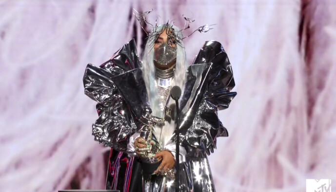<strong>KVELDENS VINNER:</strong> Artist Lady Gaga stakk av med hele fem priser under nattens Video Music Awards. Foto: NTB scanpix <strong>KVELDENS VINNER:</strong> Artist Lady Gaga stakk av med hele fem priser under nattens Video Music Awards. Foto: NTB scanpix