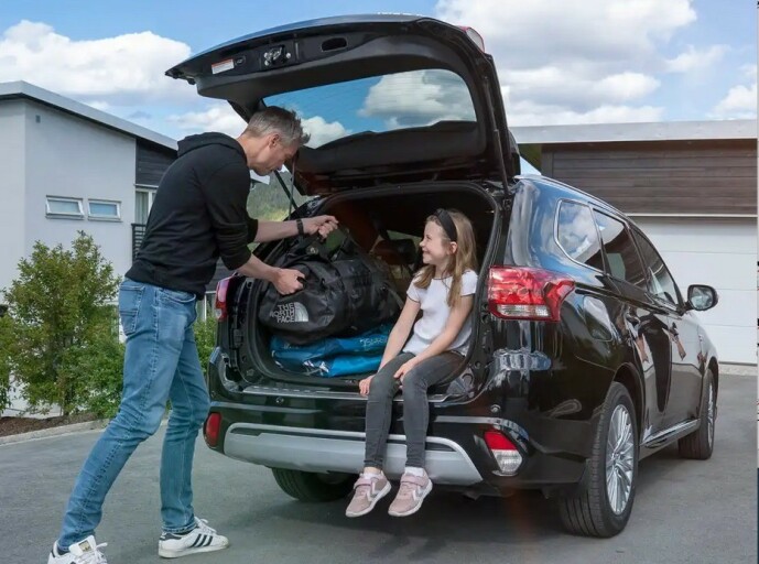 <strong>FAMILIEVINNER:</strong> Med lav pris og god plass har Outlander vært en favoritt hos norske barnefamilier. Foto: Mitsubishi <strong>FAMILIEVINNER:</strong> Med lav pris og god plass har Outlander vært en favoritt hos norske barnefamilier. Foto: Mitsubishi