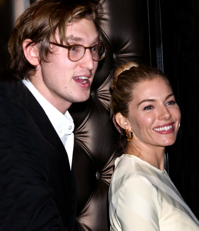 <strong>DEN GANG DA:</strong> Sienna Miller og Lucas Zwirner sammen på Writers Guild Awards i New York i vinter. Foto: Splash News/ NTB scanpix <strong>DEN GANG DA:</strong> Sienna Miller og Lucas Zwirner sammen på Writers Guild Awards i New York i vinter. Foto: Splash News/ NTB scanpix