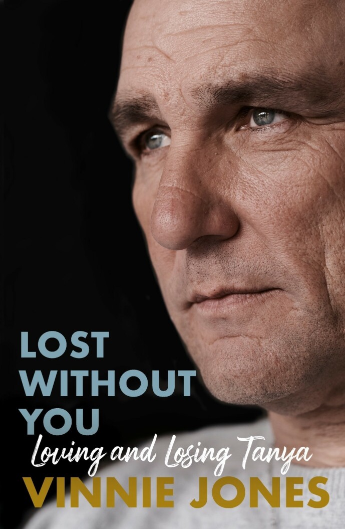 <strong>BOKA:</strong> Vinnie Jones selvbiografi kommer denne uka ut i England. Foto: Orion Publishing <strong>BOKA:</strong> Vinnie Jones selvbiografi kommer denne uka ut i England. Foto: Orion Publishing