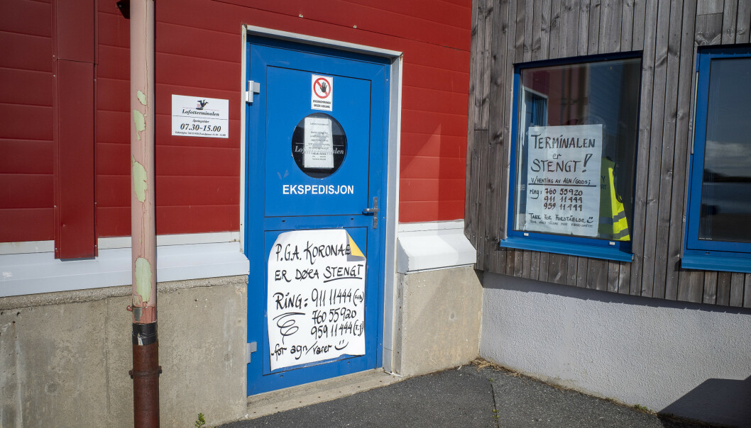 <strong>STENGT OG LÅST:</strong> Havna i Leknes pleier å være den travleste i Lofoten om sommeren. Nå har det vært musestille og stengt i lange tider. Foto: Lars Eivind Bones / Dagbladet. <strong>STENGT OG LÅST:</strong> Havna i Leknes pleier å være den travleste i Lofoten om sommeren. Nå har det vært musestille og stengt i lange tider. Foto: Lars Eivind Bones / Dagbladet.