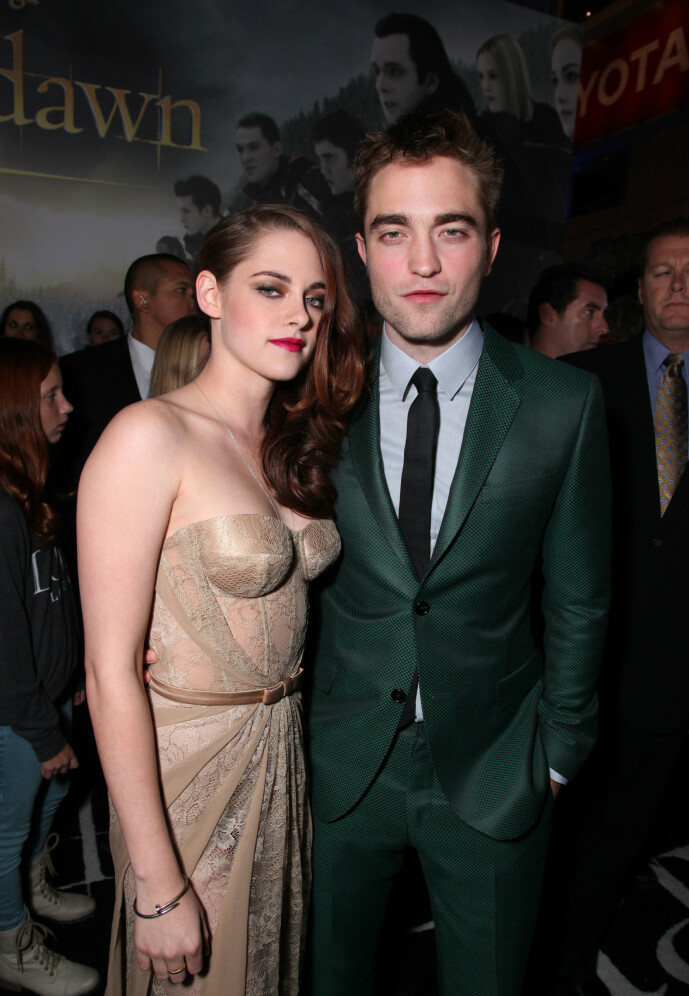 <strong>FANT KJÆRLIGHETEN:</strong> Etter den første Twilight-filmen begynte det etter hvert å slå gnister mellom de to unge skuespillerne. I 2012 gikk paret hver til sitt. Foto: NTB Scanpix <strong>FANT KJÆRLIGHETEN:</strong> Etter den første Twilight-filmen begynte det etter hvert å slå gnister mellom de to unge skuespillerne. I 2012 gikk paret hver til sitt. Foto: NTB Scanpix