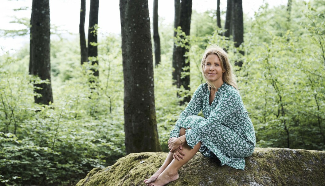 <strong>HEMMELIGHETER:</strong> Linda Lund Nilsson har skrevet boken «Kjære bestemor. Alt vi ikke snakket om», der hun nøster i bestemorens liv. FOTO: Morten Rakke <strong>HEMMELIGHETER:</strong> Linda Lund Nilsson har skrevet boken «Kjære bestemor. Alt vi ikke snakket om», der hun nøster i bestemorens liv. FOTO: Morten Rakke