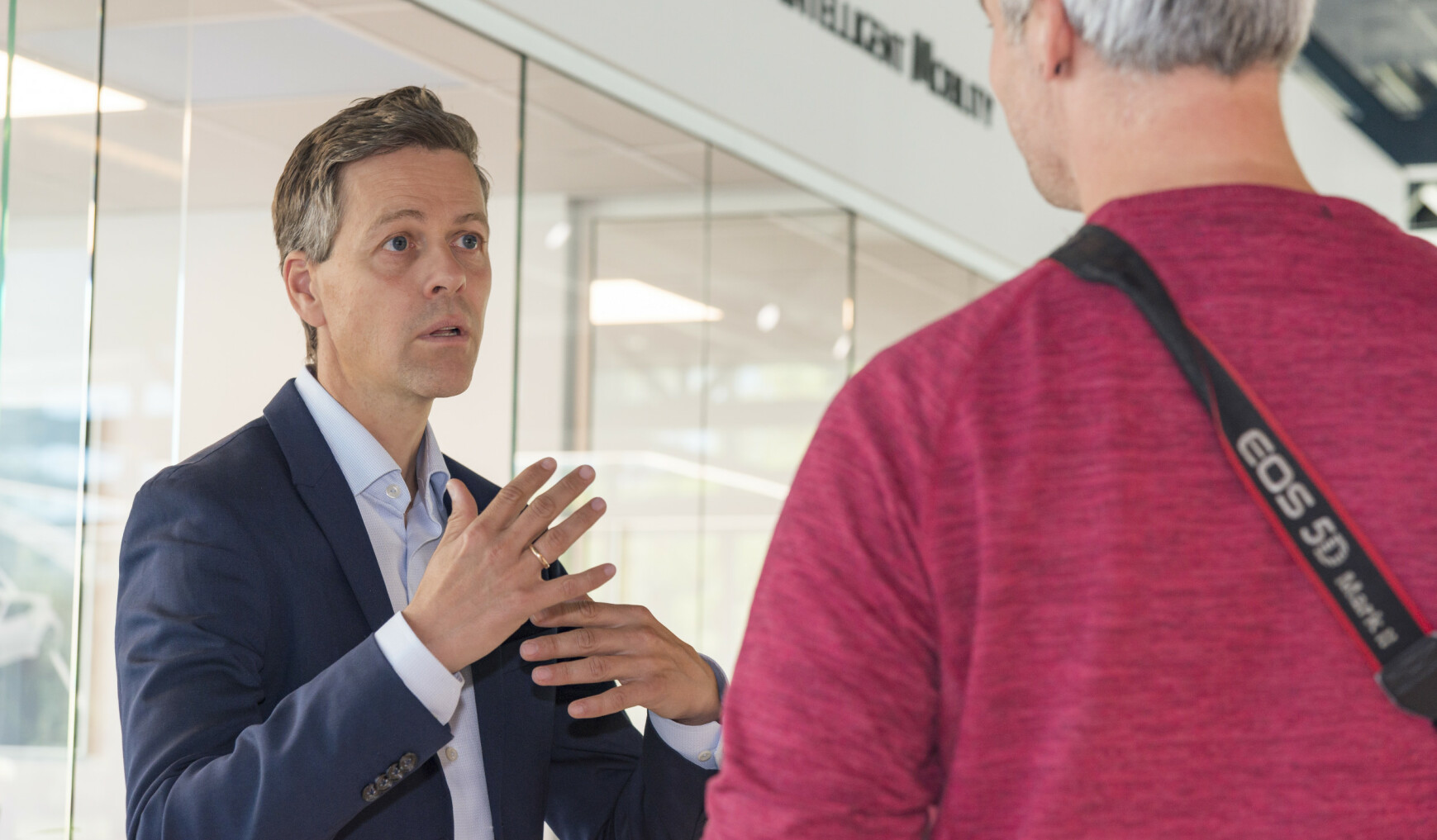 <strong>ENGASJERT:</strong> Samferdselsminister Knut Arild Hareide (Krf) snakket ivrig om elbil-insentivene. Foto: Jamieson Pothecary <strong>ENGASJERT:</strong> Samferdselsminister Knut Arild Hareide (Krf) snakket ivrig om elbil-insentivene. Foto: Jamieson Pothecary