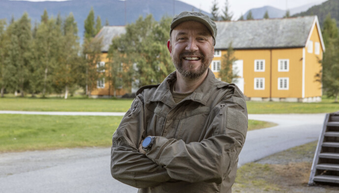 <strong>PÅ HJEMMEBANE:</strong> Bernt Hulsker kjenner godt til Romsdals-området, som han har vokst opp i. Foto: Matti Bernitz/TV 2 <strong>PÅ HJEMMEBANE:</strong> Bernt Hulsker kjenner godt til Romsdals-området, som han har vokst opp i. Foto: Matti Bernitz/TV 2