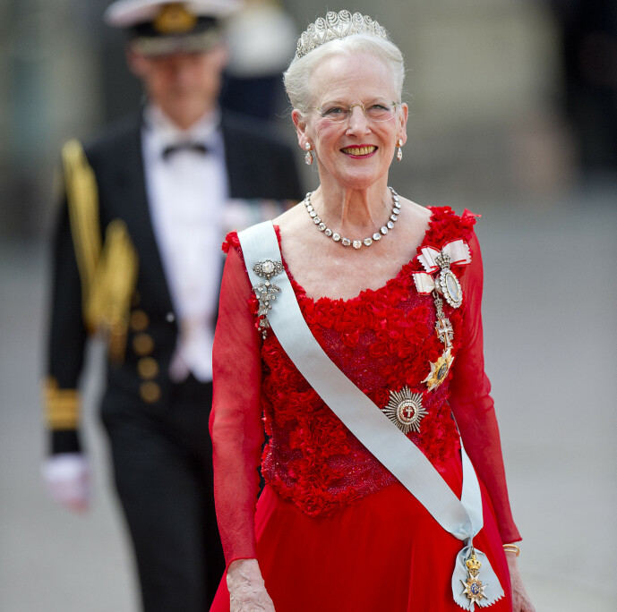 <strong>TANTE DAISY:</strong> Dronning Margrethe av Danmark i bryllupet til prins Carl Philip og Sofia Hellqvist i Slottskyrkan i Stockholm. FOTO: Jon Olav Nesvold/NTBScanpix <strong>TANTE DAISY:</strong> Dronning Margrethe av Danmark i bryllupet til prins Carl Philip og Sofia Hellqvist i Slottskyrkan i Stockholm. FOTO: Jon Olav Nesvold/NTBScanpix